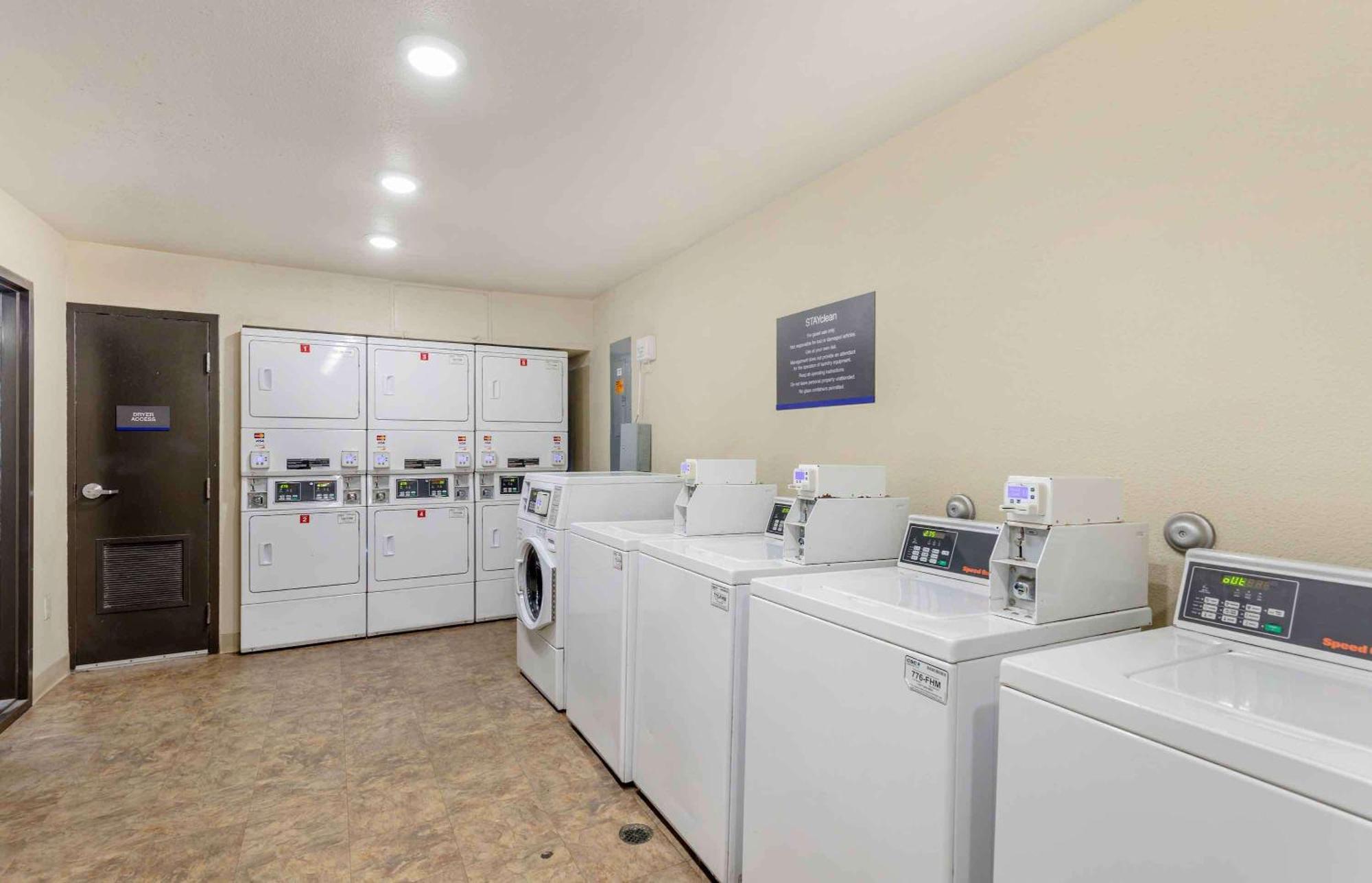 Extended Stay America Select Suites - Tuscaloosa Eksteriør billede